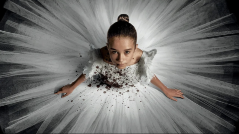 концовка фильма Эбигейл